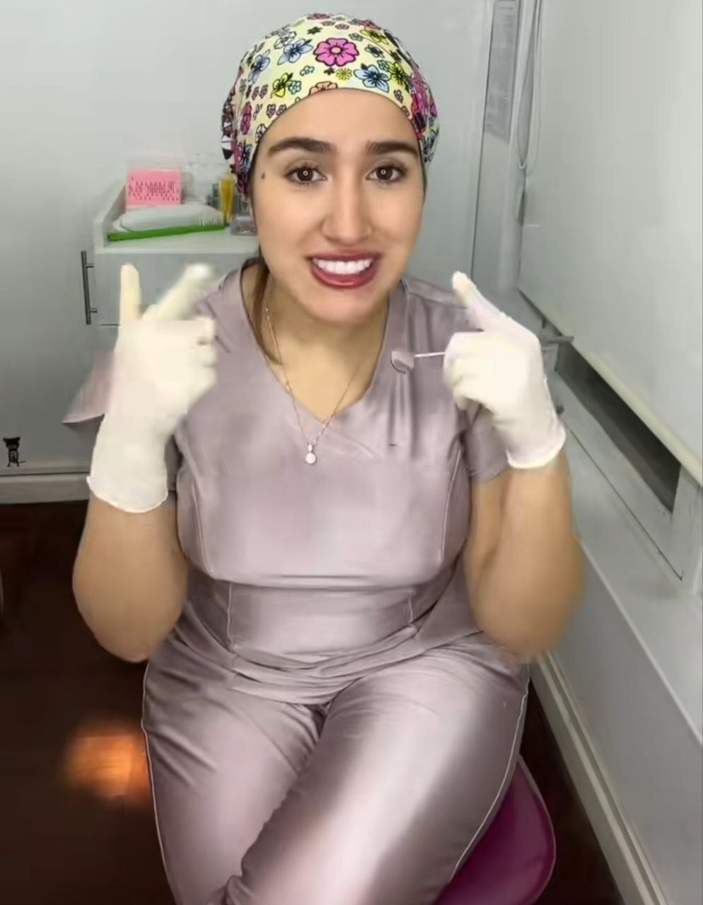 The nurse performs oral sex in the hospital. #Kspj5U3R