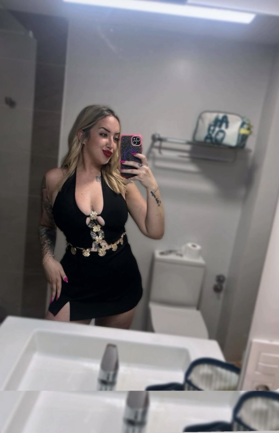 Cathy,la mejor milf de toda canarias,muy puta muy zorra y muy guarra en la cama #ToJm1jHM