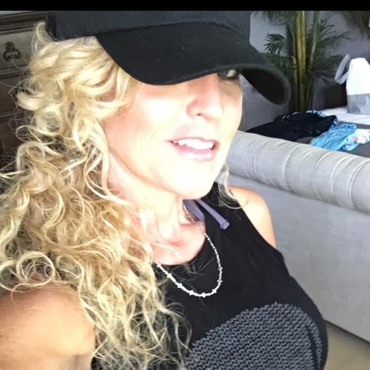 Classic Texas whore SB. A lot of loads dropped from jerking to her gaping cunt. Mom next door. #cmd2cPi6