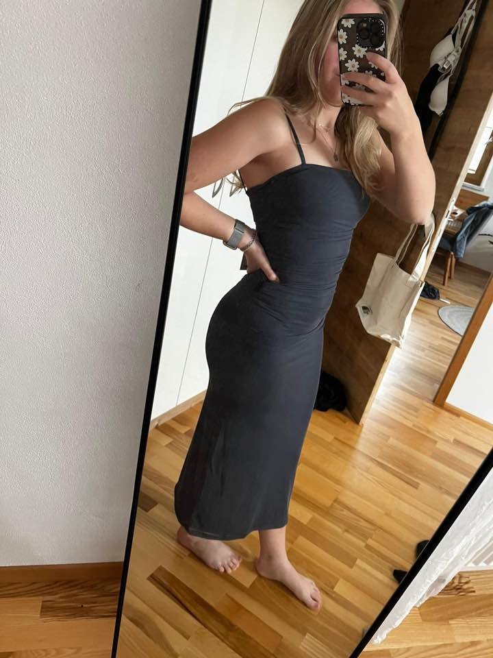 Cuck bf submits his 22yo German gf Lisa, dm and bully him on kik @jonibon #fpUbLdn3